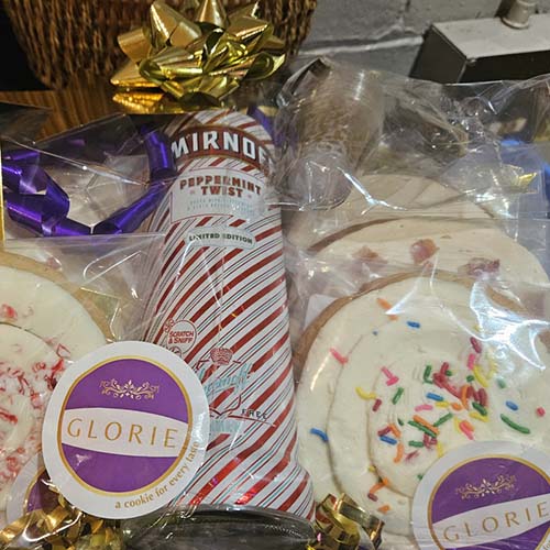 Glorie Cookies Custom Basket Peppermint